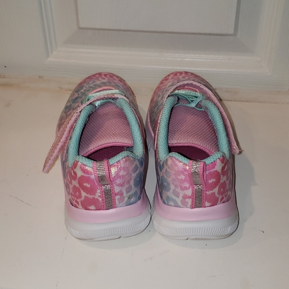 EUC Sketches Girl's Size 10 Cheetah Sneakers - Picture 3 of 5